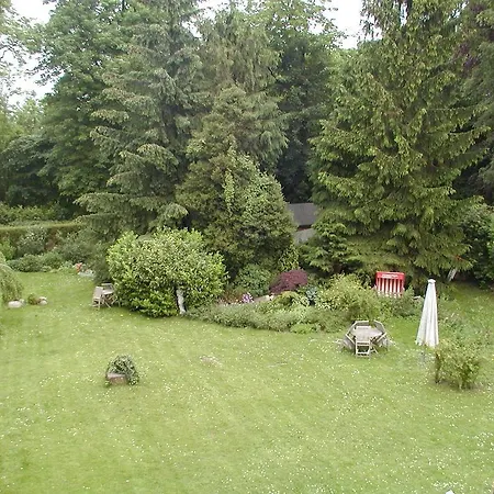 Haus Mittagsruh-goehren * Goehren (Ruegen)